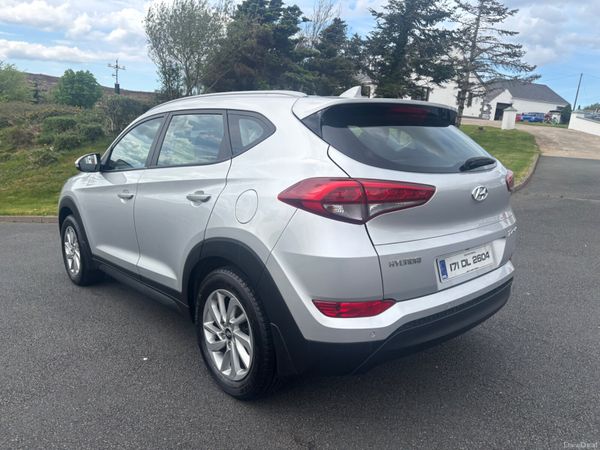 Hyundai Tucson SE Nav 1.7crdi 387340541