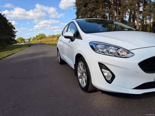 Ford Fiesta 2018 1.1 ZETEC Stunning Car 387344247