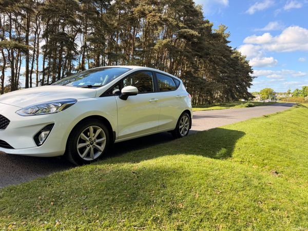 Ford Fiesta 2018 1.1 ZETEC Stunning Car 387344249