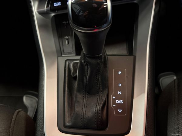 191 Audi Q3 2Ltr TDi SE Auto 387353059
