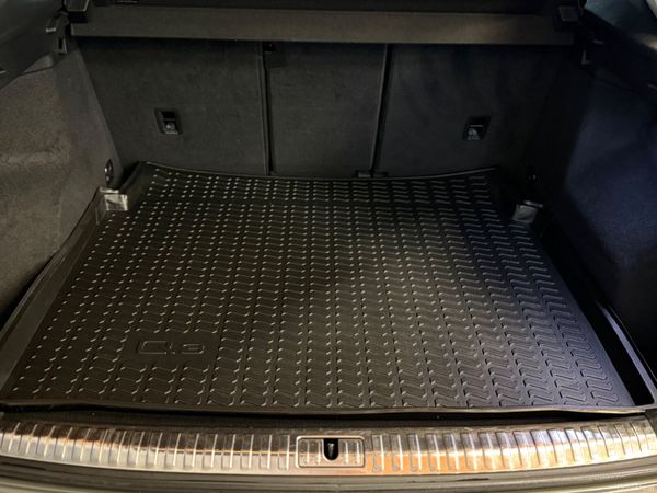 191 Audi Q3 2Ltr TDi SE Auto 387353075