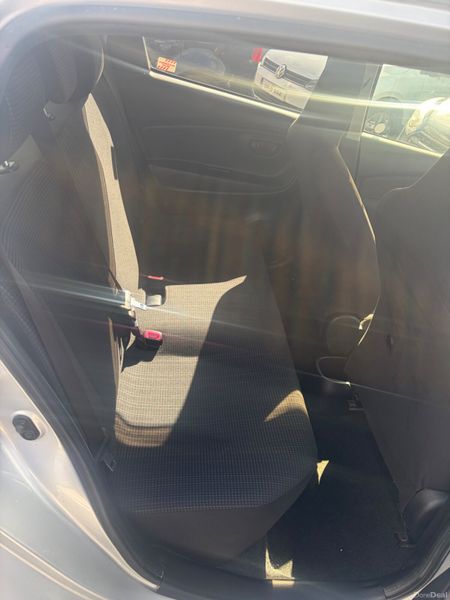 Toyota Vitz 2014 387353329