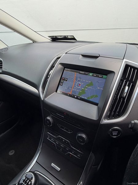 Ford S-Max Titanium Full Leather 7Seat 387356889