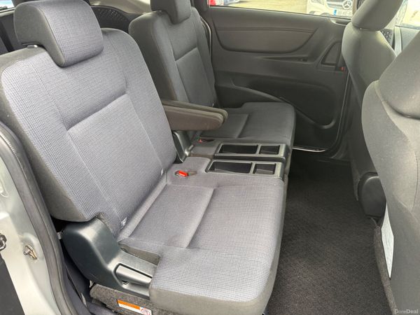 2018 Toyota Sienta 1.5 Hybrid Automatic 387369309