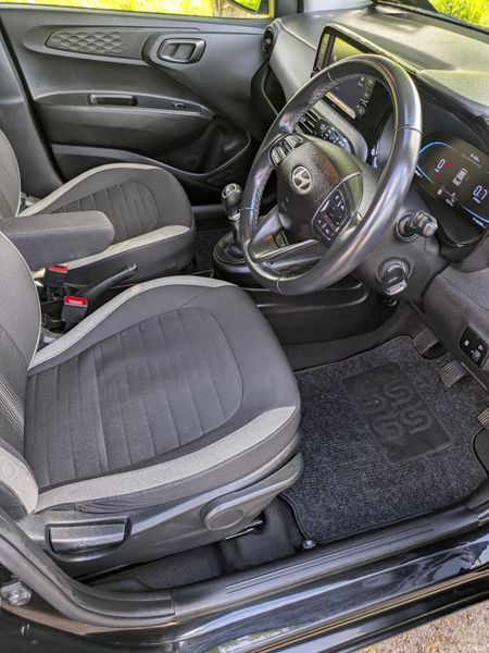 Hyundai i10 Deluxe Plus 2023 387377445