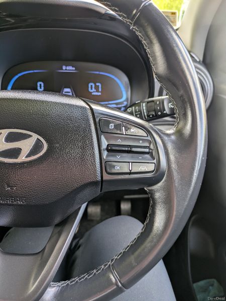 Hyundai i10 Deluxe Plus 2023 387377485