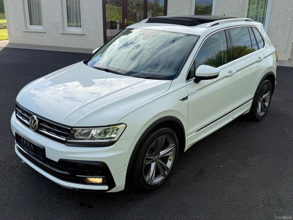 2019 Volkswagen Tiguan R-Line Panoramic Sunroof 387302015
