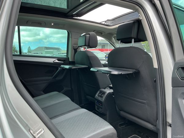 2017 VW TIGUAN 2.0 TDI PANORAMIC ROOF SPOTLESS 387303011