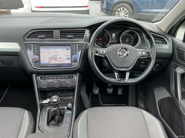 2017 VW TIGUAN 2.0 TDI PANORAMIC ROOF SPOTLESS 387303015