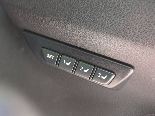2015 Lexus NX300H Fsport * LOW KMS* 387332663