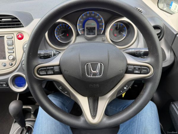 11 HONDA FIT HYBRID 1.3 387442247
