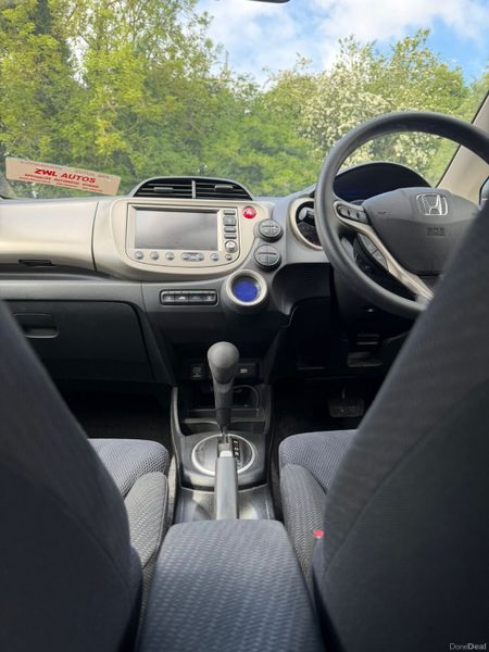 11 HONDA FIT HYBRID 1.3 387442251