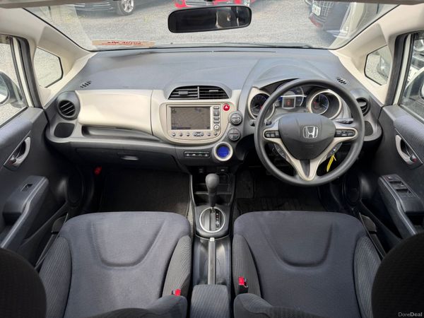 11 HONDA FIT HYBRID 1.3 387442257