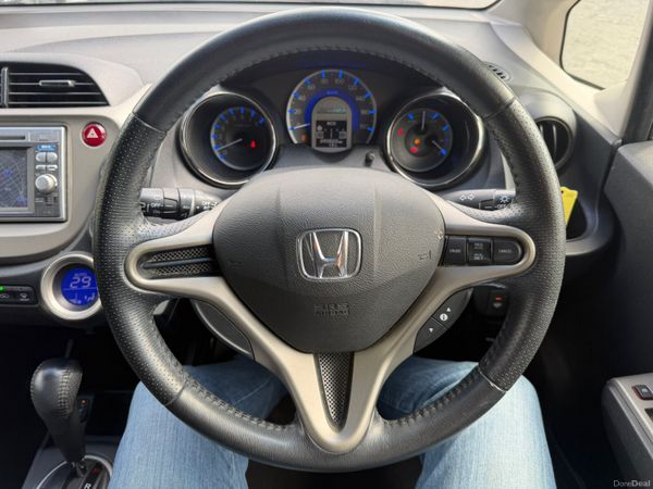 13 HONDA FIT LEATHER SEATS HYBRID 387442345