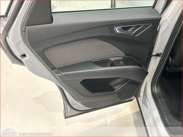Audi Q4 e-tron 40 Sport SUV w/ Extras Larger Range 387444507