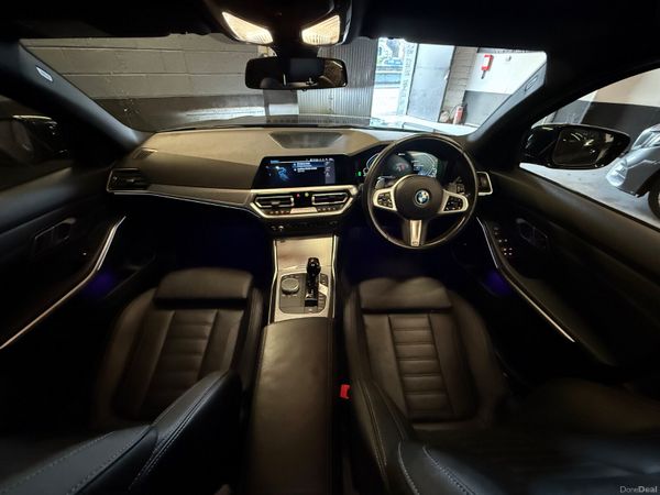221 BMW 330E M-Sport Touring 387446521