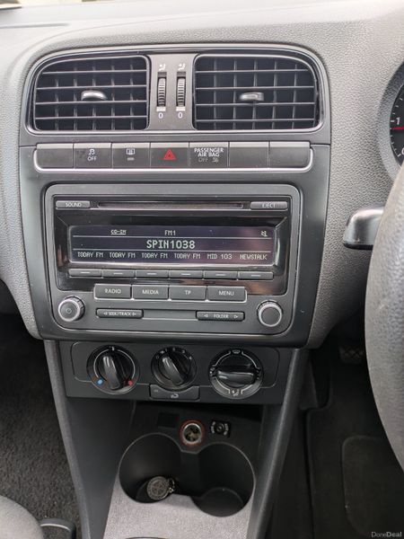Volkswagen Polo  Trendline 2012 NEW NCT 05/27 387448449