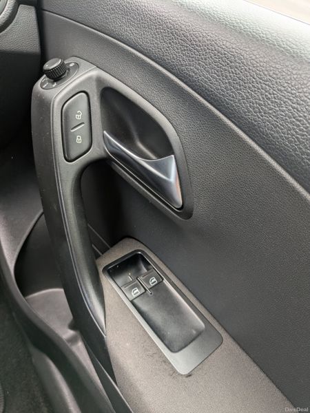 Volkswagen Polo  Trendline 2012 NEW NCT 05/27 387448555