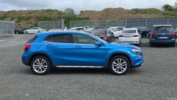 Mercedes-Benz GLA 2015 1.6 Petrol Auto 387458315