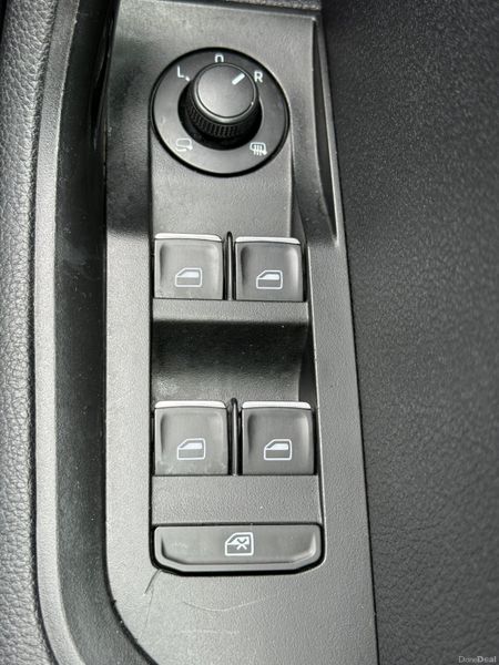 Now Reserved! Excellent Condition Skoda Superb! 387459555