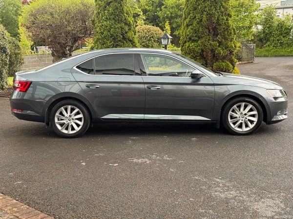 Now Reserved! Excellent Condition Skoda Superb! 387459515
