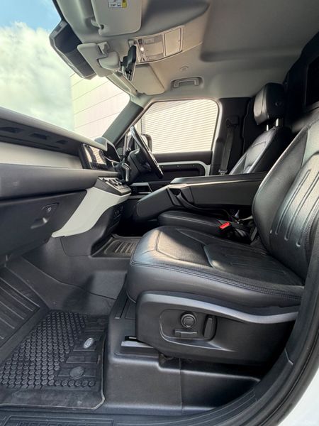 Land Rover Defender 2021 387487975