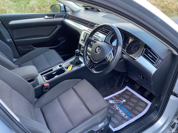 Volkswagen Passat 2015 387425937