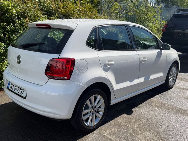 Volkswagen Polo 2014 Low KM 387578187