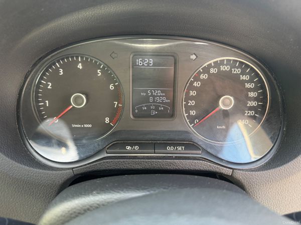 Volkswagen Polo 2014 Low KM 387578281