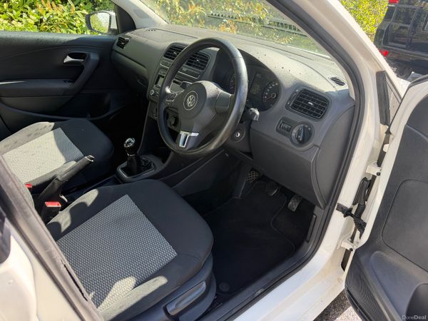 Volkswagen Polo 2014 Low KM 387578291