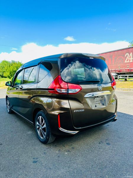 HONDA FREED 2017 1.5L Petrol Hybrid Automatic 387579793