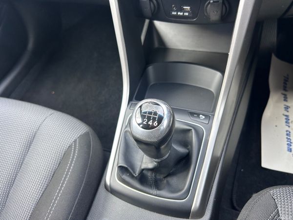 2016 HYUNDAI I30 1.4 PETROL DELUXE 387579715