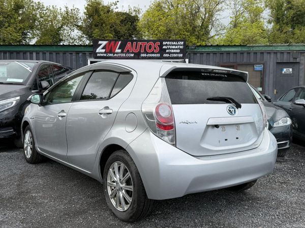 13 TOYOTA AQUA 1.5 HYBRID 387581111