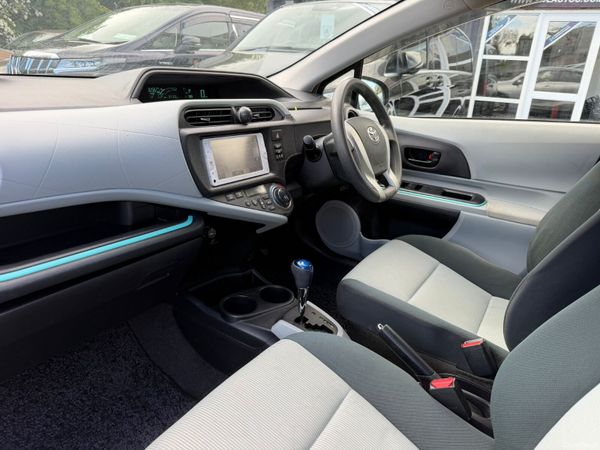 13 TOYOTA AQUA 1.5 HYBRID 387581121