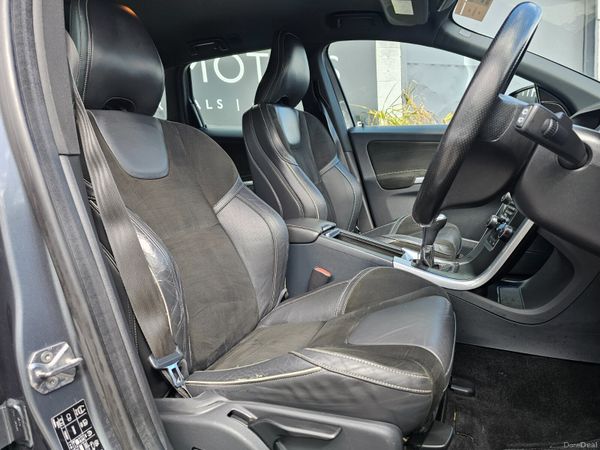 VOLVO XC60 R-DESIGN // EXCELLENT SERVICE HISTORY 387587895