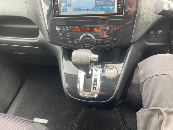 Nissan Serena 2013 hybrid 8 seater 387591405