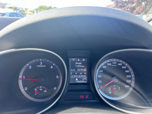 2016 HYUNDAI SANTA FE 4WD EXECUTIVE 7 SEATER 387594057