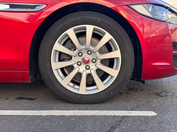 2016 Jaguar XE 2016*Only43500KM*Leather interior* 387595343