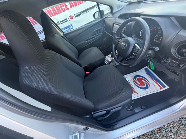 Toyota Vitz 2018 387598727