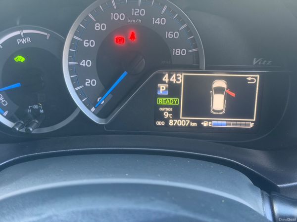 Toyota Vitz 2018 387598735