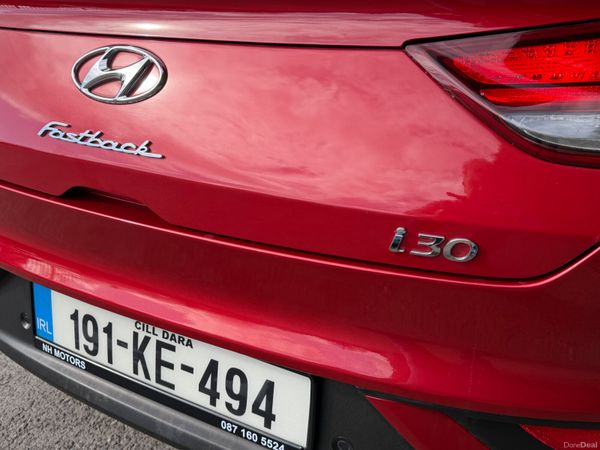 Hyundai i30 2019 FASTBACK DELUXE 1.0 T 387598873