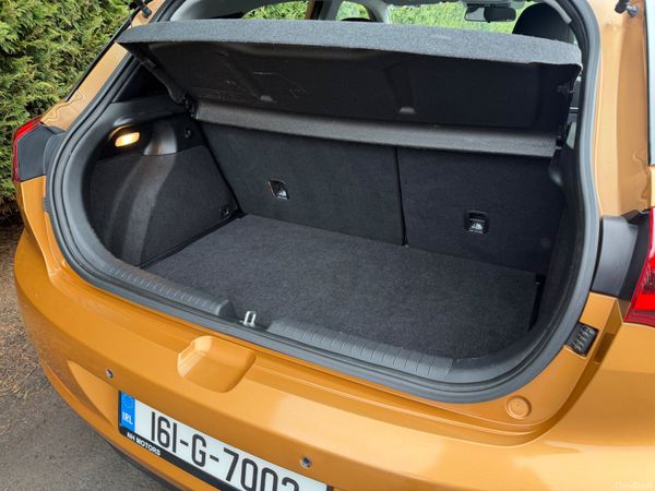 Hyundai i20 2016 DELUXE NCT 07-27 387599095