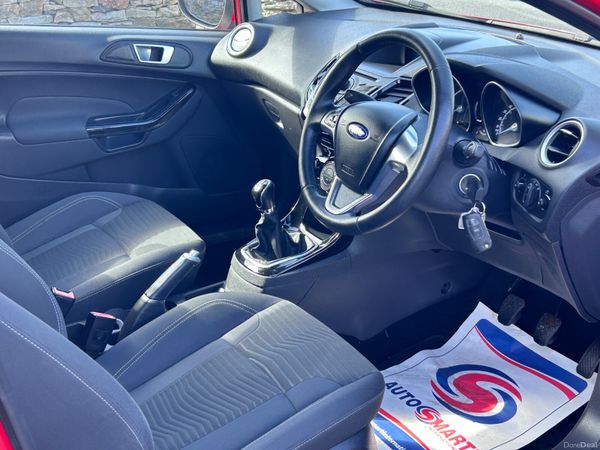 2014 Ford Fiesta Argento Zetec 1.25 387502465