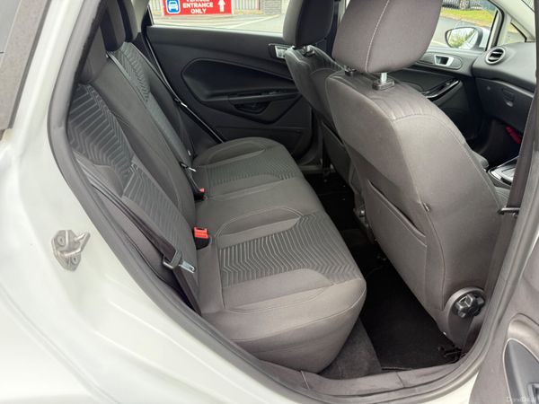 FORD FIESTA 2014 AUTOMATIC 387526257