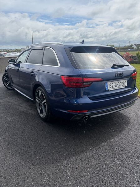 Audi A4 2016 387532231