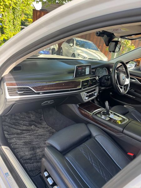 BMW 7-Series Hybrid Automatic 387681247