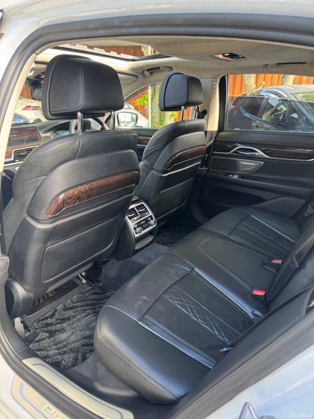BMW 7-Series Hybrid Automatic 387681261