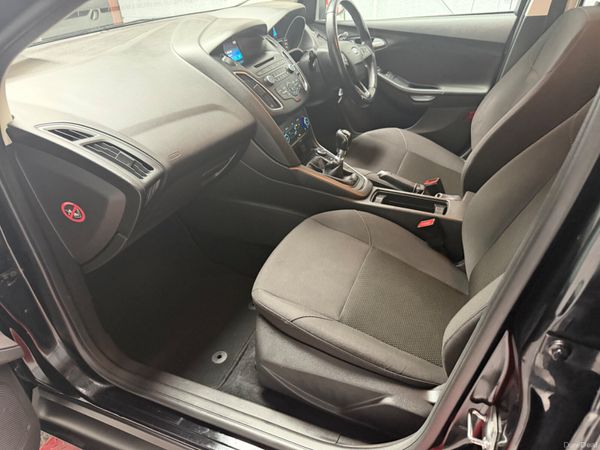 Ford Focus 2017 387685067