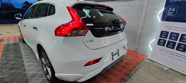 2013 Volvo V40 1.6 Petrol Automatic 387685279