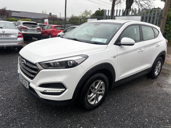 2017 Hyundai Tucson  1.7 387688403
